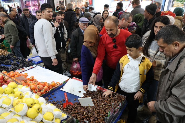 TRKIYE-ANKARA-RAMADAN-SHOPPING