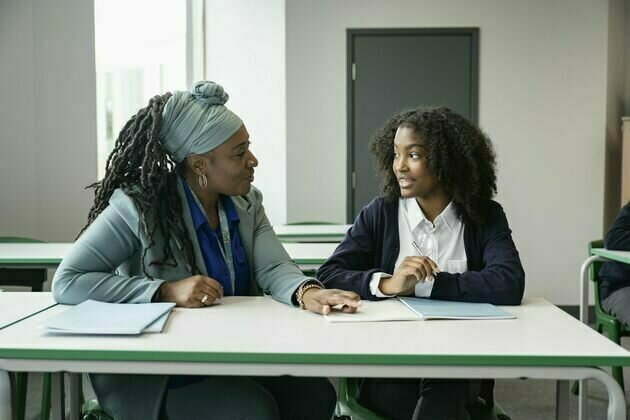 Black teachers are key mentors for Philly high school seniors navigating college decisions