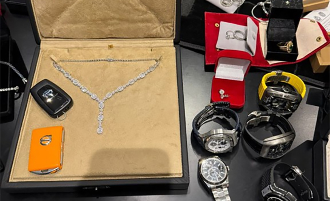 Bens apreendidos com suspeitos de mineração ilegal de manganês