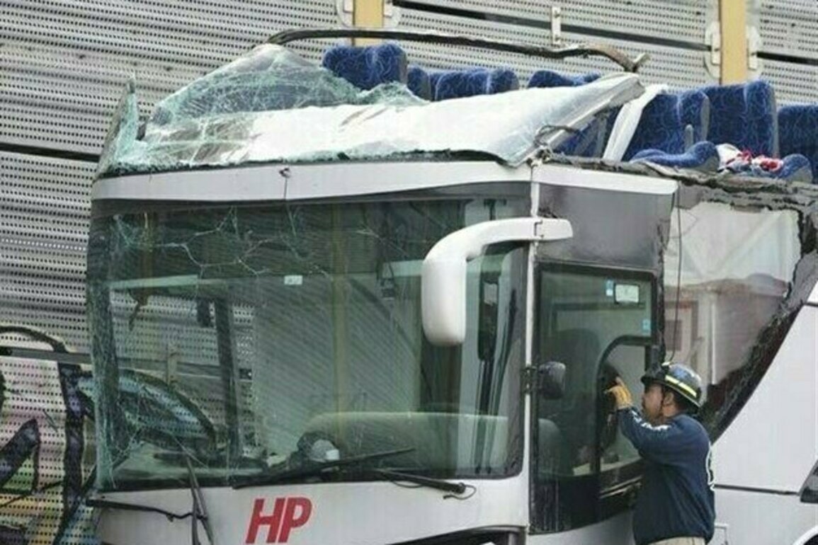 Ten People Killed, 61 Hurt After Mexican Train Hits Double-Decker Bus