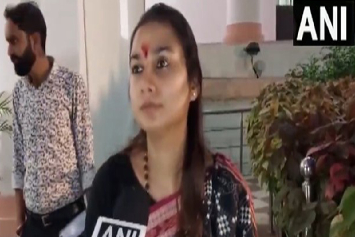 "Ashoka Chakra represents country's faith, unity": LJP MP Shambhavi Choudhary on Hazratbal vandalism