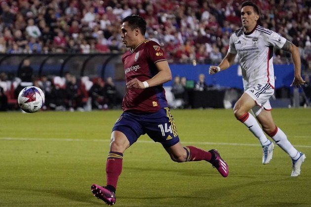 FC Dallas makes most of chances in win over Real Salt Lake