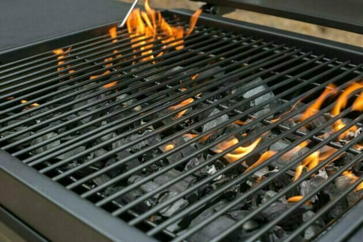 Grilling with lump charcoal: Is US-grown hardwood really in that bag?