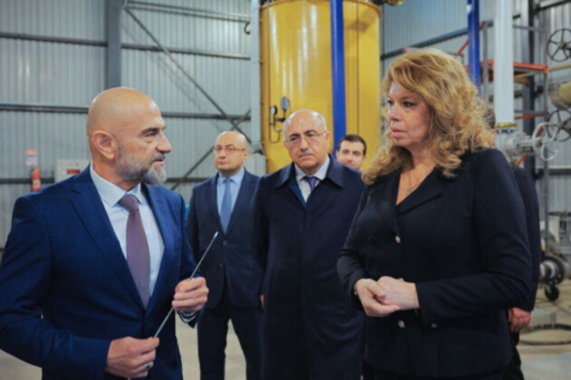 President Yotova Visits Bulgarian-Funded Industrial Plant Near Baku