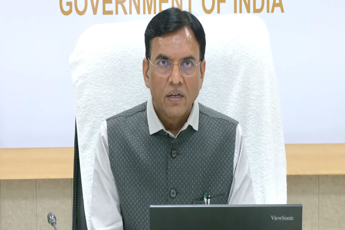 Union Min Mandaviya to lead 62nd Fit India Sundays on Cycle with ESIC in Delhi