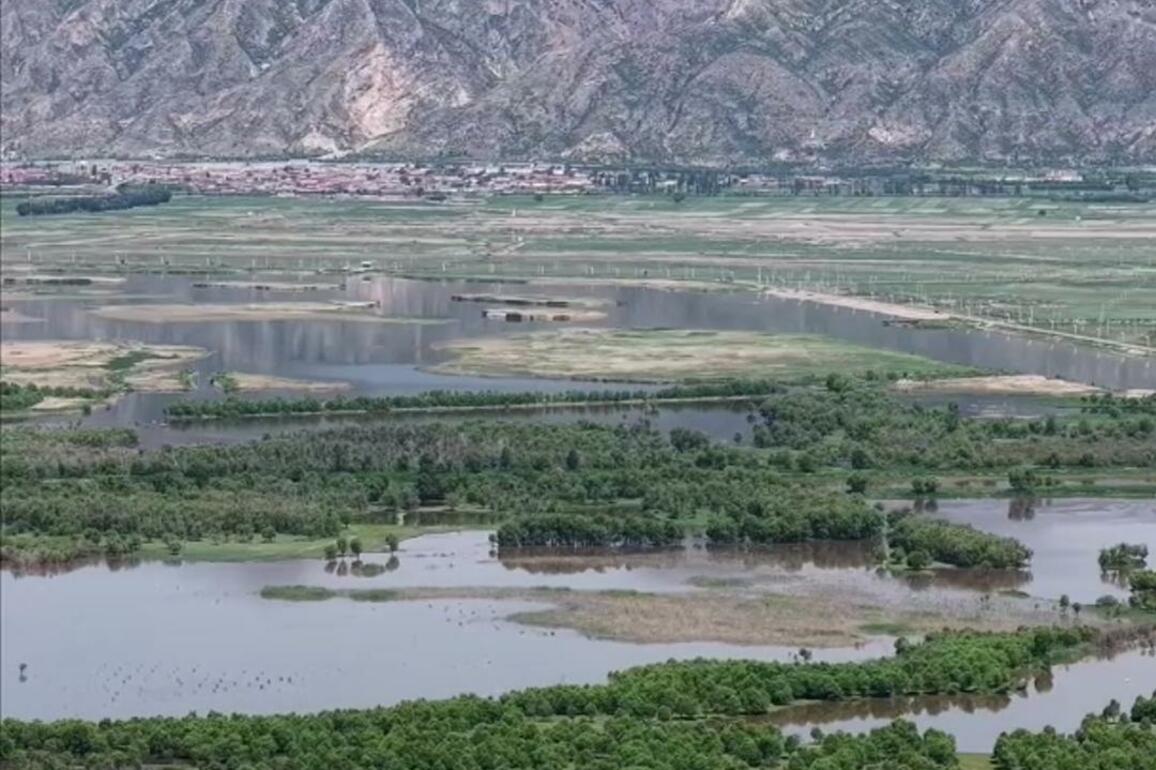 60"FlyOverChina | An aerial glimpse of Hasuhai scenic area