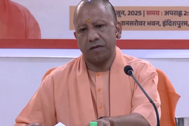 Ghaziabad: UP CM Yogi Adityanath instruct officials to ensure smooth Kanwar Yatra