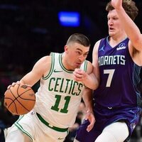 Kon Kneuppel, Hornets manhandle Celtics for 6th consecutive victory