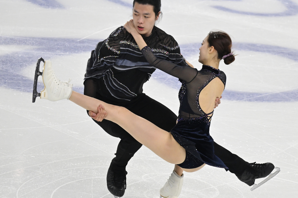 (SP)CHINA-HARBIN-ASIAN WINTER GAMES-FIGURE SKATING-PAIR SKATING FREE SKATING(CN)