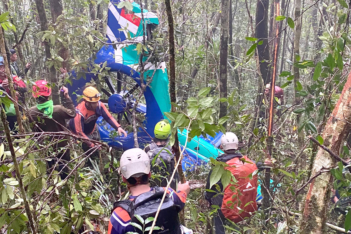 INDONESIA-SOUTH KALIMANTAN-HELICOPTER-CRASH-WRECKAGE