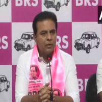 KTR demands public apology from Bandi Sanjay over phone-tapping allegations