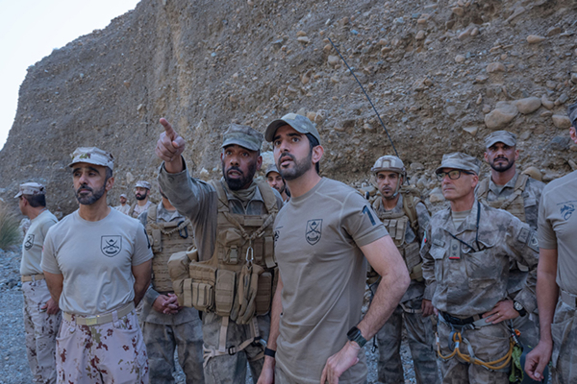 Hamdan bin Mohammed praises combat readiness, efficiency of 11th Mountain Infantry Battalion