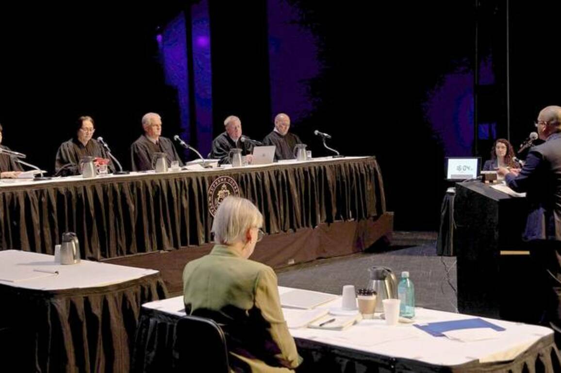 States high court visits Hilo to give students a closer look at legal system