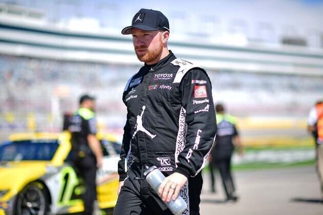 Teammates Tyler Reddick, Bubba Wallace qualify 1-2 in Darlington