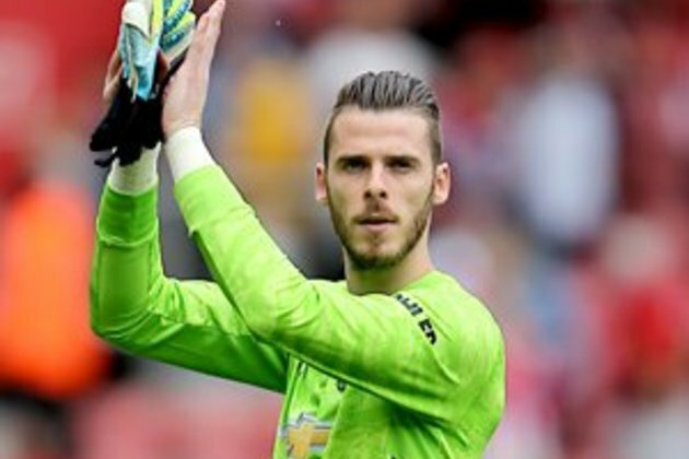 De Gea signs new deal at Man Utd