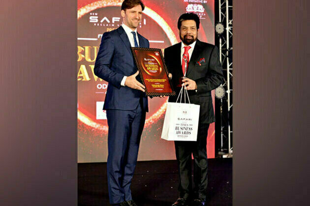 Mahimananda Mishra Wins Lifetime Achievement Award at Times Business Awards Odisha-2023
