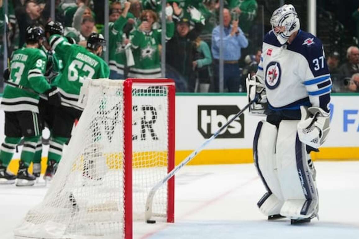 Winnipeg Jets need elusive road win to keep season alive against Dallas Stars