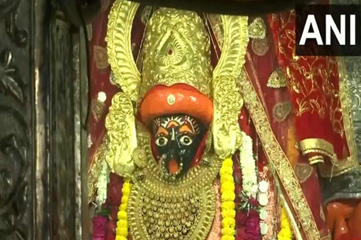 Navratri: Devotees offer prayers at Mahamaya Devi temple in Raipur