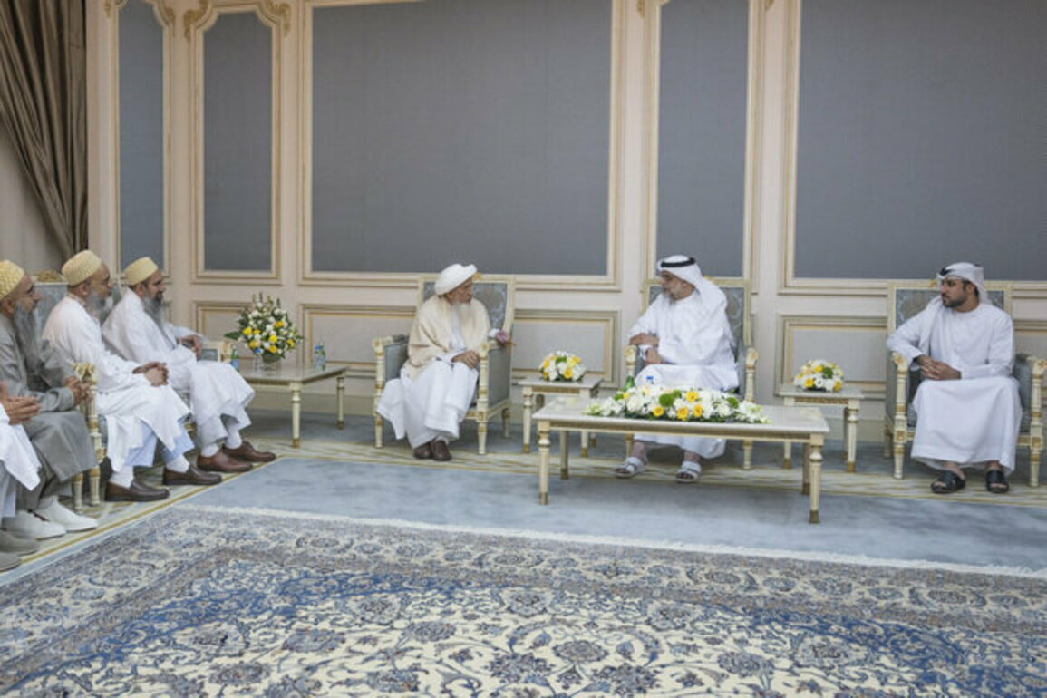 Sharjah CP receives Sultan of Dawoodi Bohra community