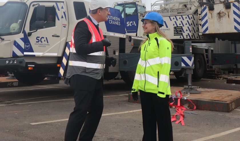 Watford's Labour MP Matt Turmaine and Allison Phillips, the chief redevelopment officer at West Hertfordshire Teaching Hospitals NHS Trust (c) West Hertfordshire Teaching Hospitals NHS Trust