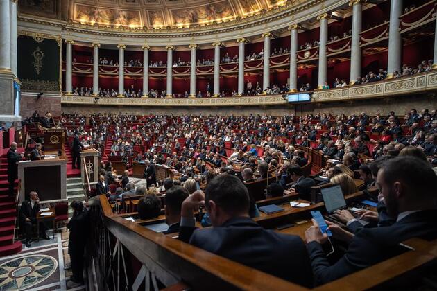 France adopts 2026 state budget after gov't survives no-confidence votes
