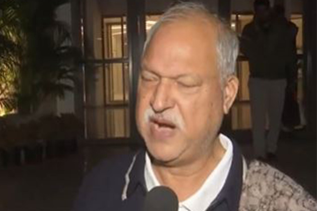 Cong leader Shakeel Ahmad Khan reviews Bihar election outcome with the party leadership