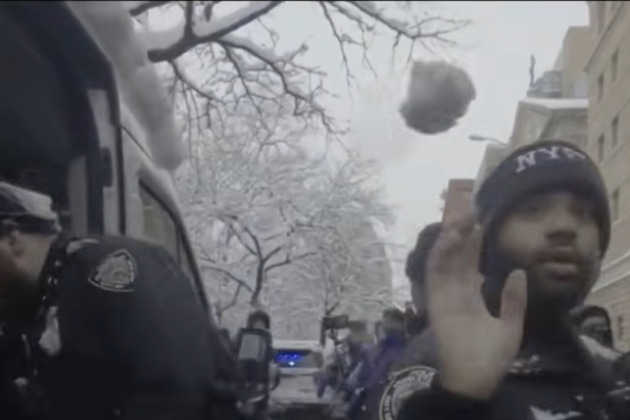 Social media videos show NYPD officers pelted with snowballs