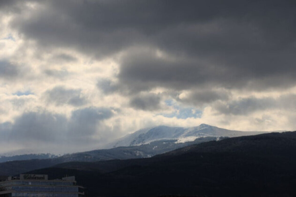 Partly Cloudy Friday in Bulgaria Before Evening Rain Moves In