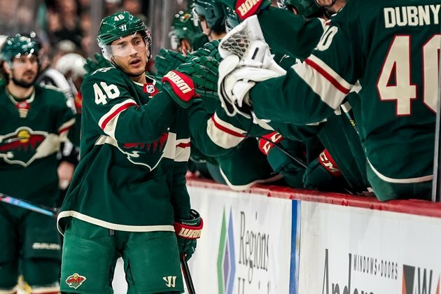 Wild go into All-Star break by routing Stars, 7-0