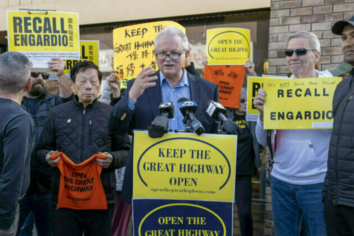 San Francisco residents sue to stop the Great Highway's conversion to oceanfront park