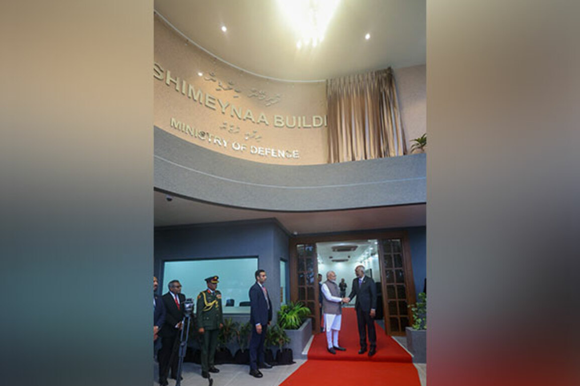 PM Modi, Maldivian President Muizzu inaugurate new Defence Ministry building in Male