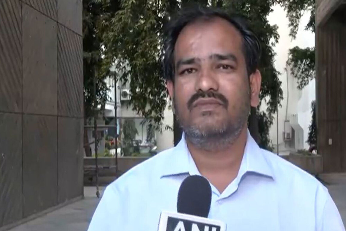 Delhi: Gig workers' delegation meets Rahul Gandhi, asserts need for legislation