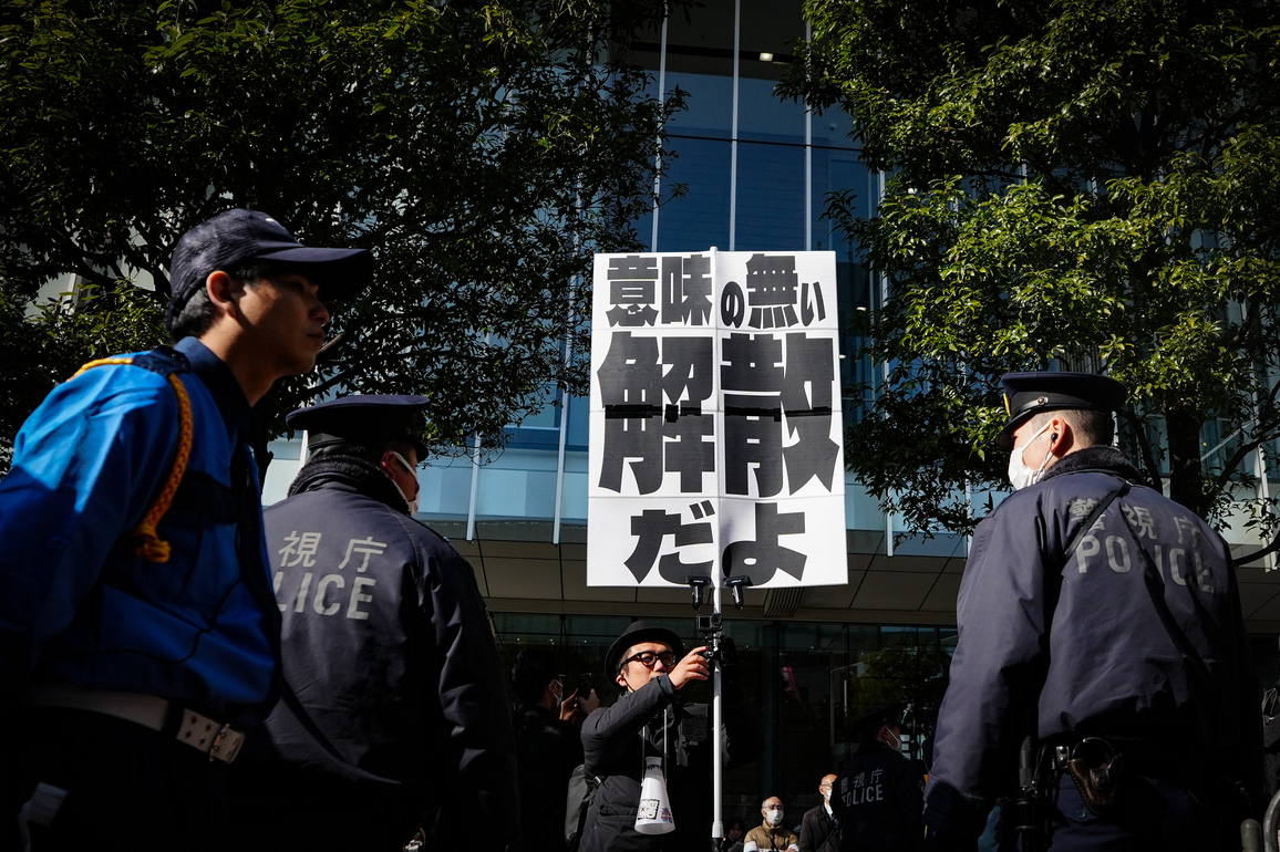 Japanese public figures criticize PM Takaichi's Taiwan remarks, warn against military expansion