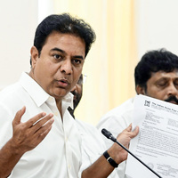 KTR slams BJP for criticising BRS over SC's Waqf Act order, calls it 'disrespectful to Constitution'