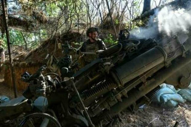 Ukraine wants Europe to pay $100bn for weapons deal with US - FT