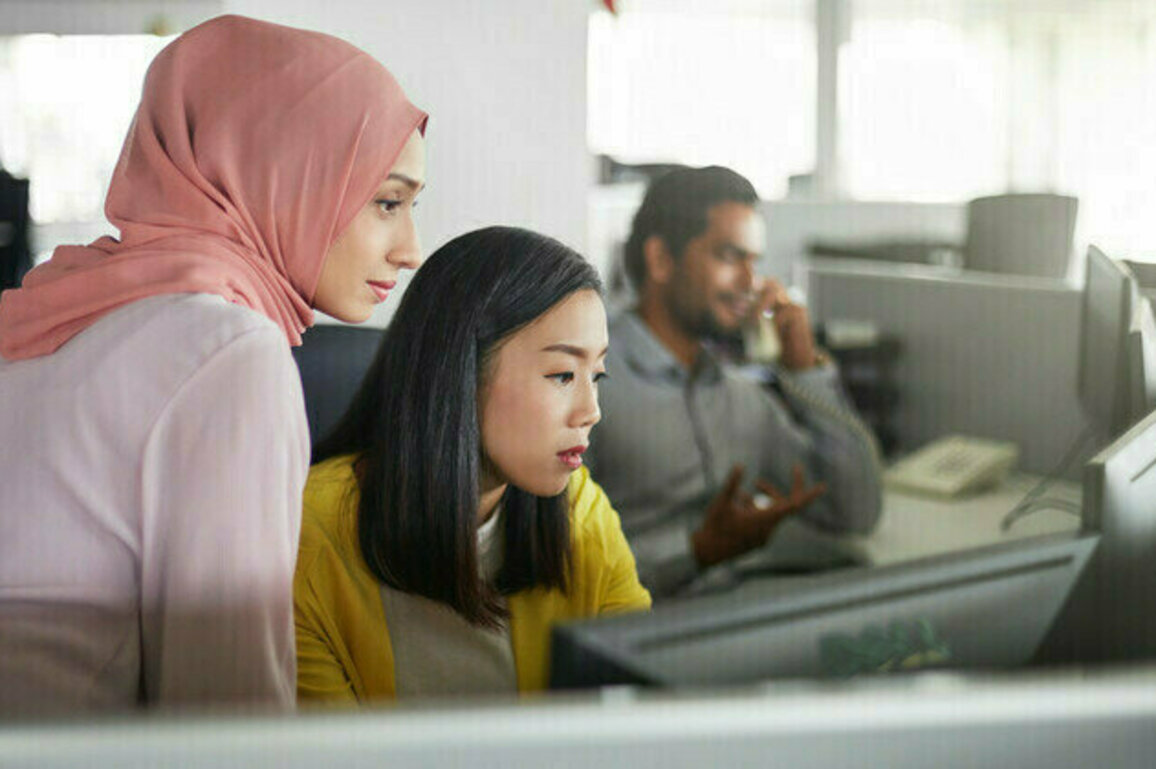 Russian IT sector sees Asia influx  Kommersant