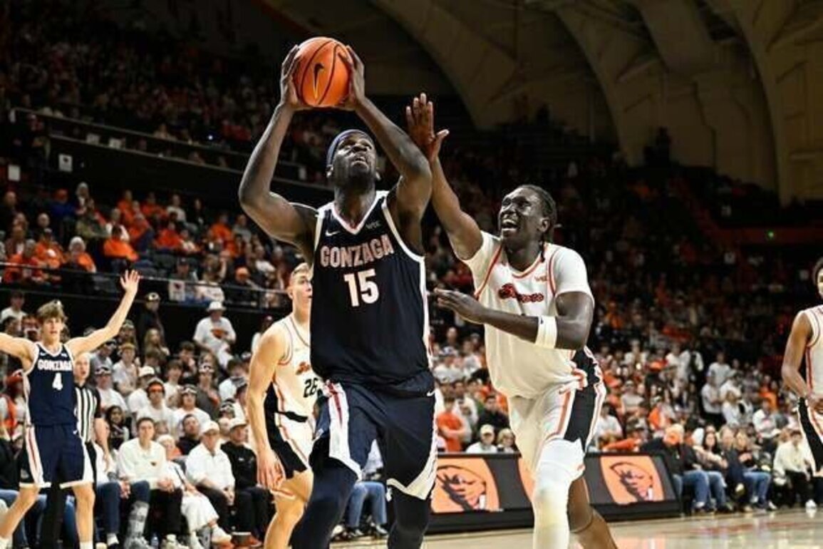 Graham Ike, No. 12 Gonzaga take aim at Washington State