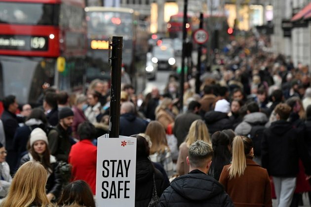 Covid compliance hits rock bottom in England