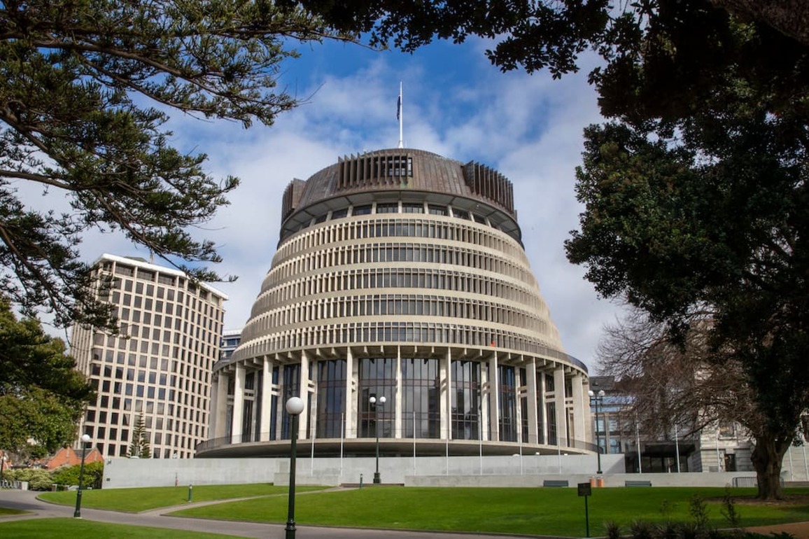 Health NZ confirms roles cut, despite ongoing legal challenge