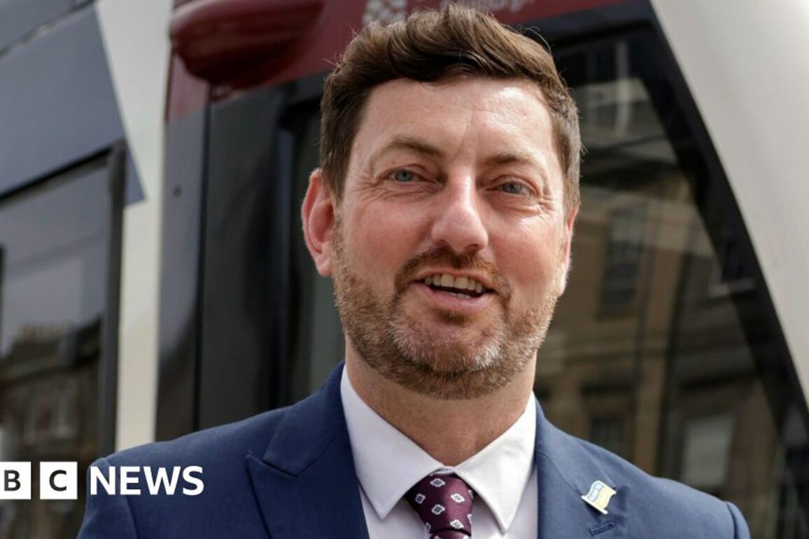 Cammy Day- 'No criminality' in Edinburgh council sex message probe