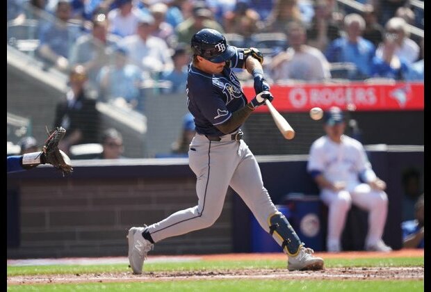 Rays rally to edge Blue Jays on Jonny DeLuca's HR