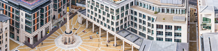 How should investors respond to the stock market's dwindling status?