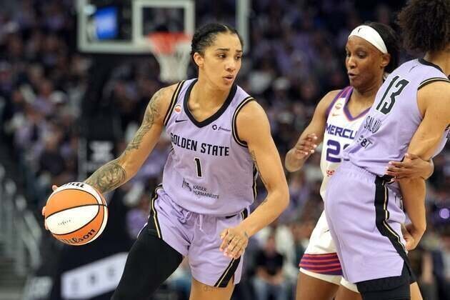 Gabby Williams, Valkyries aim for 3-0 start as Sky pay a visit