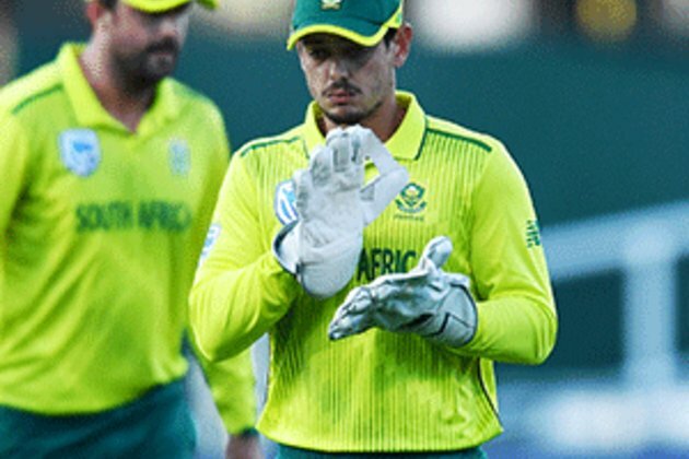 Woeful Proteas fold under pressure as Australia clinch T20 series