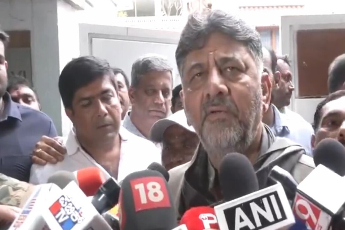 DK Shivakumar condemns ED summons over National Herald donations