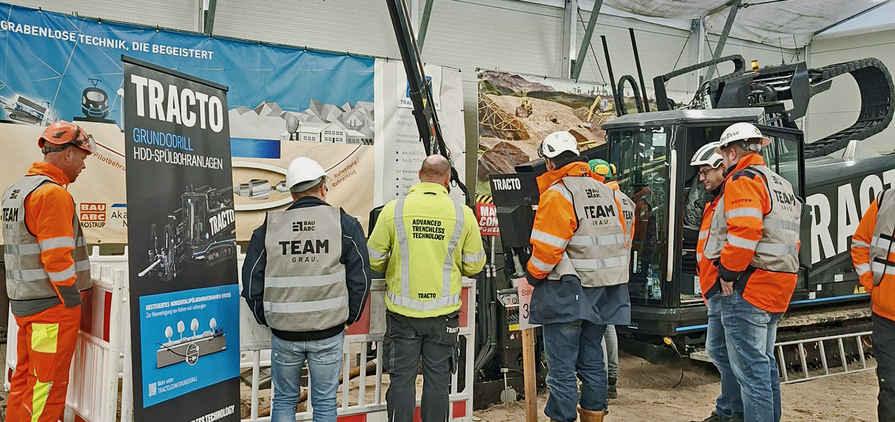 During the HDD training courses, even experienced users learn how to use the drilling technology even more safely and efficiently