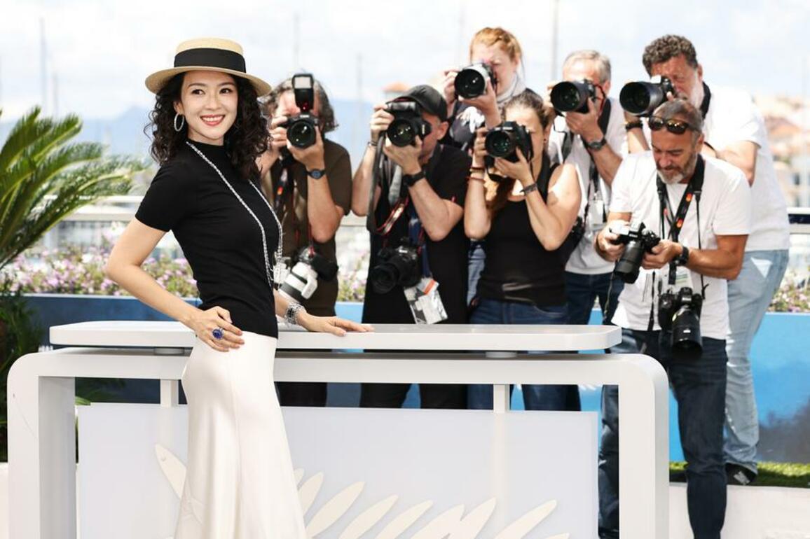 Stars light up China's summer cinemas as market seeks rebound