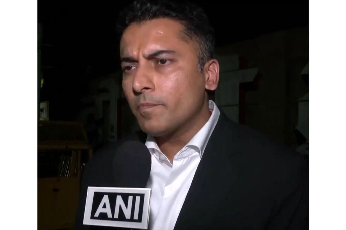 I-PAC Director Vinesh Chandel walks out of Tihar Jail after bail
