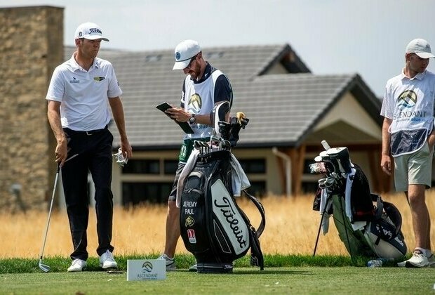 Jeremy Paul makes two eagles, shares lead at Mexico Open