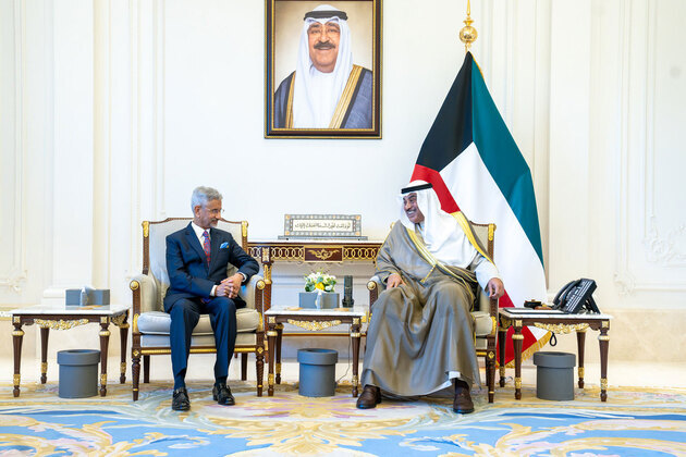 EAM Jaishankar calls on Kuwait Crown Prince; discusses strengthening bilateral ties